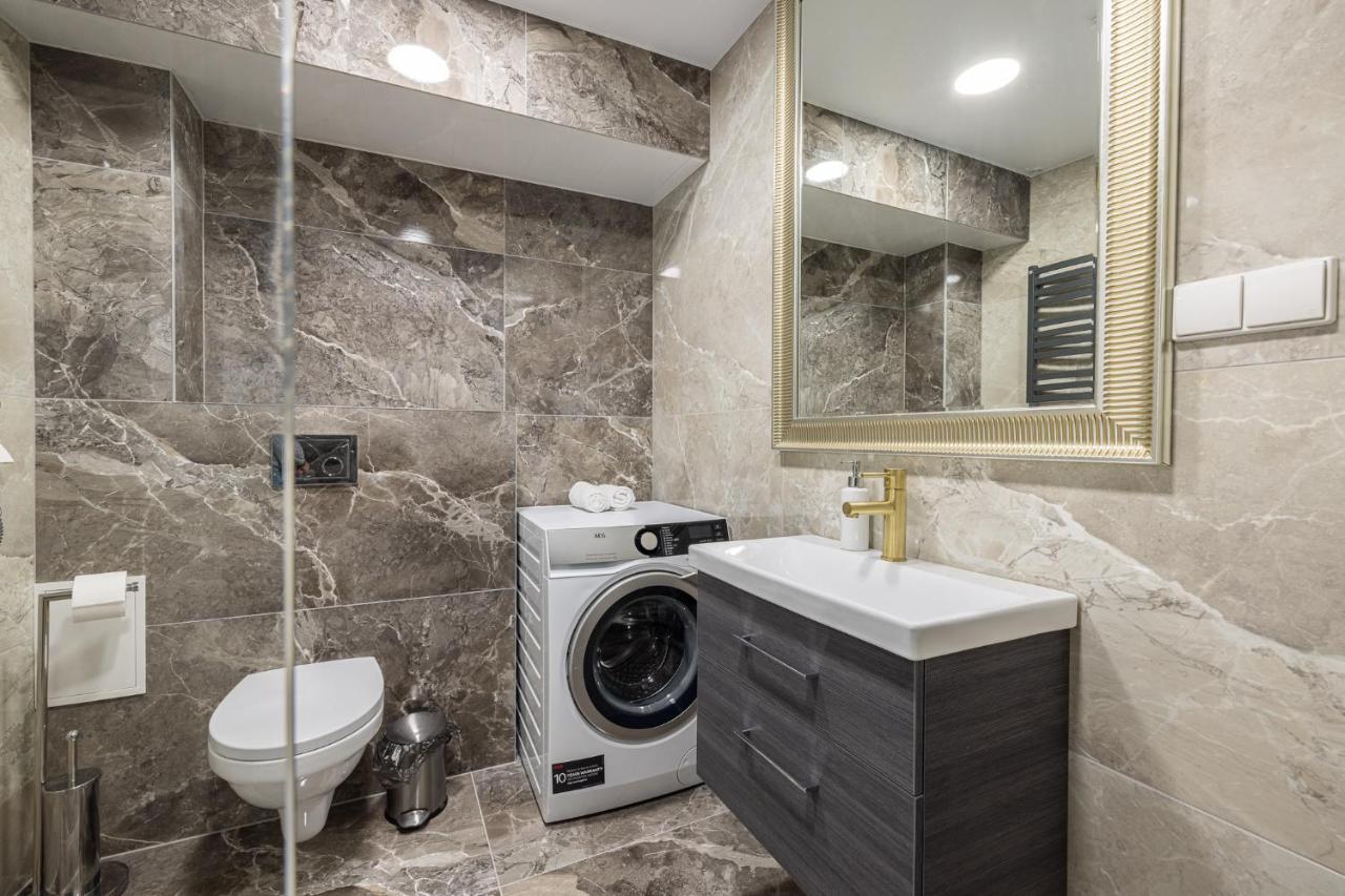 Dharma Stay Apartamentai Su Terasa Ir Vaizdu I Miesta Telšiai 외부 사진