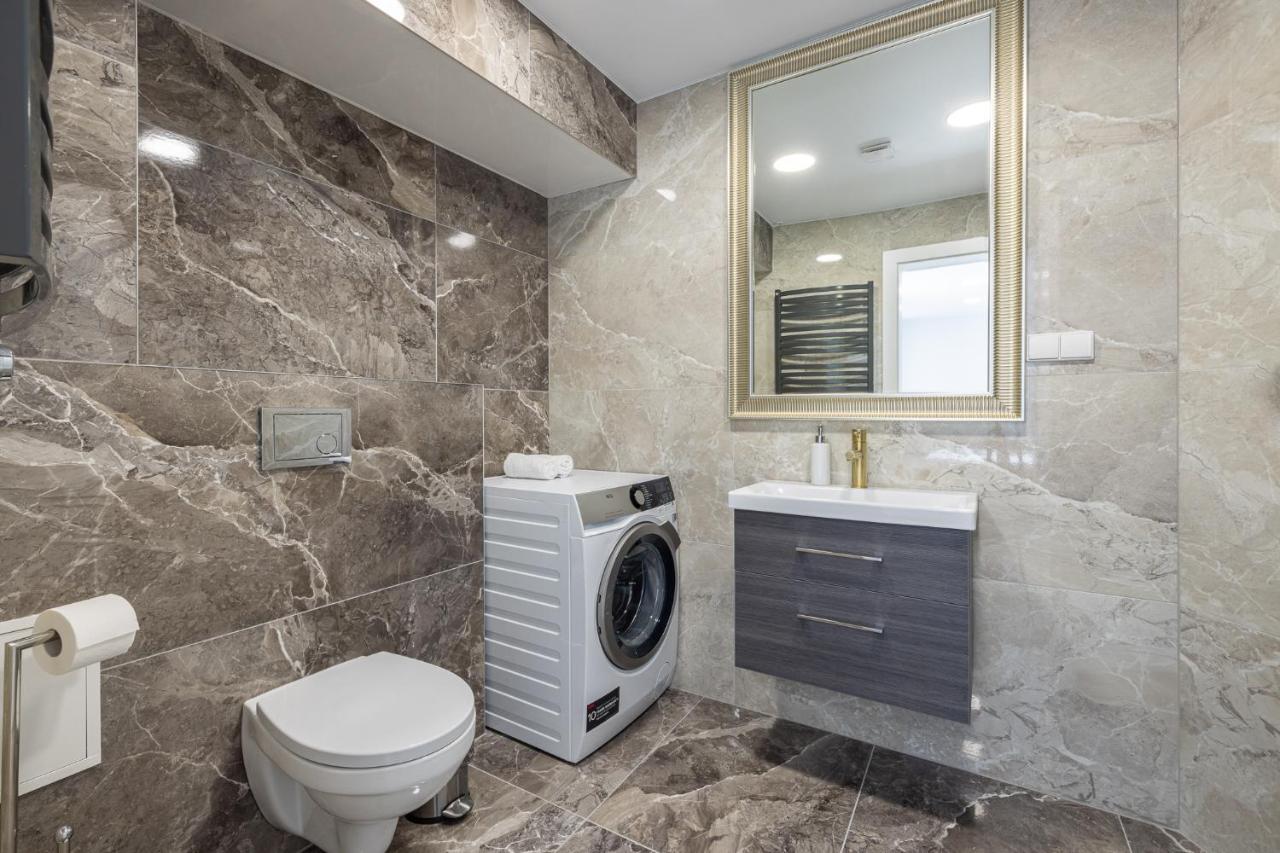 Dharma Stay Apartamentai Su Terasa Ir Vaizdu I Miesta Telšiai 외부 사진