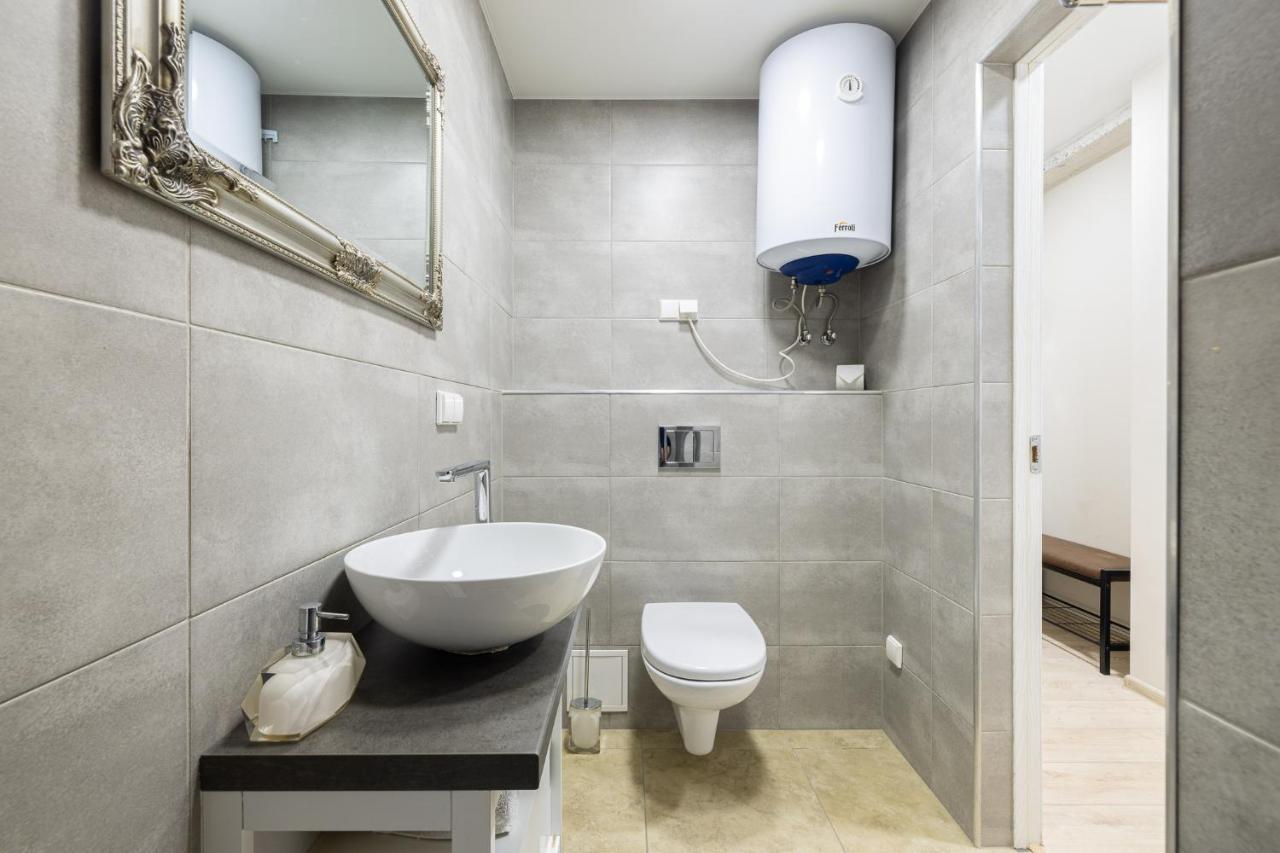 Dharma Stay Apartamentai Su Terasa Ir Vaizdu I Miesta Telšiai 외부 사진