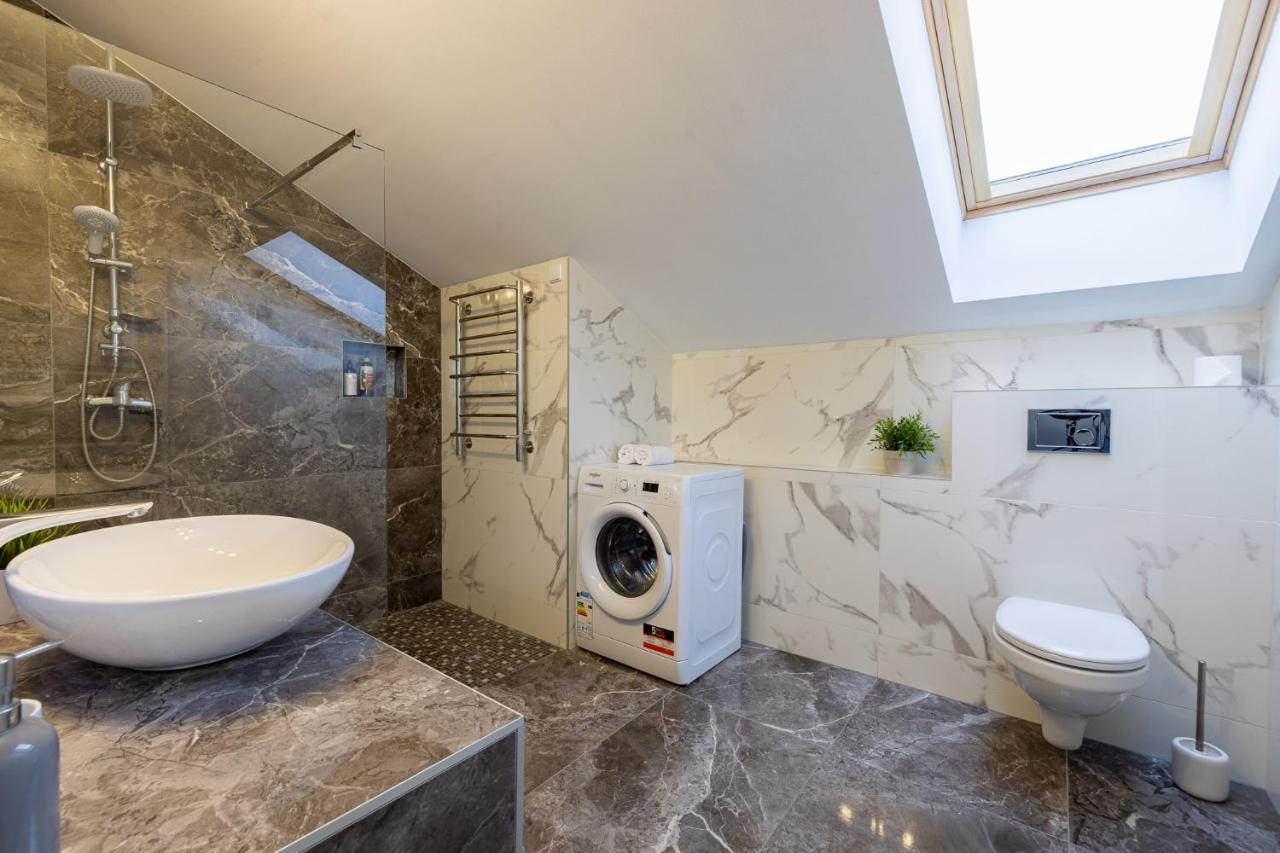 Dharma Stay Apartamentai Su Terasa Ir Vaizdu I Miesta Telšiai 외부 사진